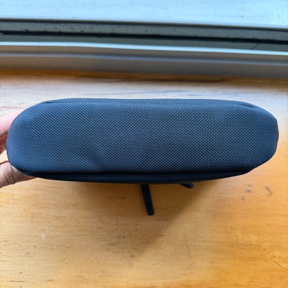 Aer Slim Pouch 2 Navy Tech Organizer Pouch - Picture 7 of 11